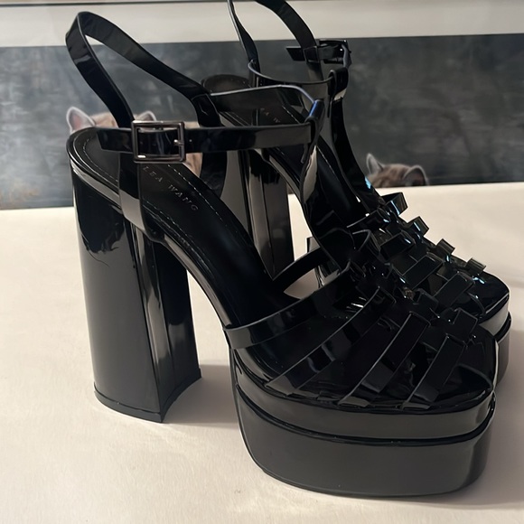 Azalea Wang Platforms. NWT! - Picture 4 of 8
